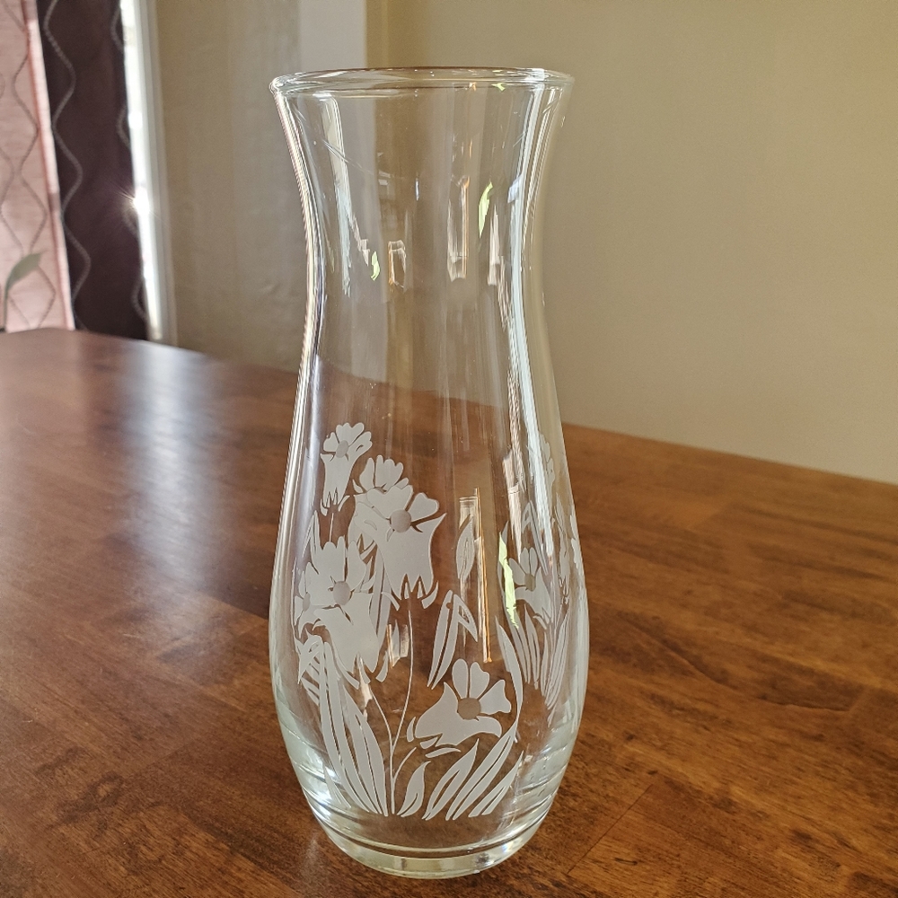 Vintage Clear Glass Vase with Daffodil Design Made in Turkey